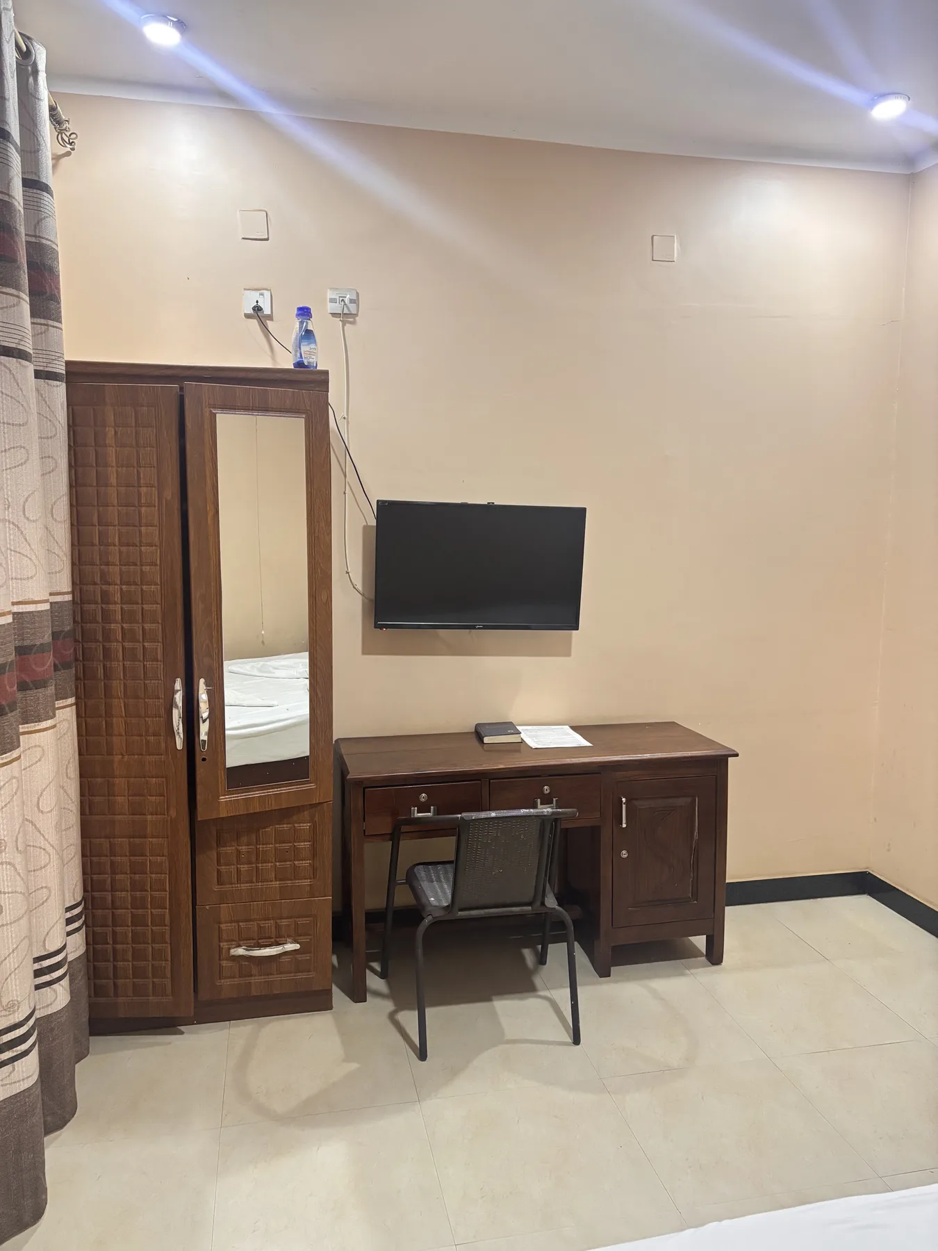Chambre de l'Anglicane Guest House — photo 80